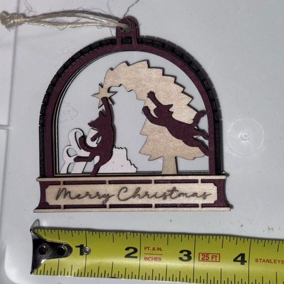 3/$20 Layered Wood Christmas Ornament – Two Brown Cats & Tree Scene - Picture 4 of 4